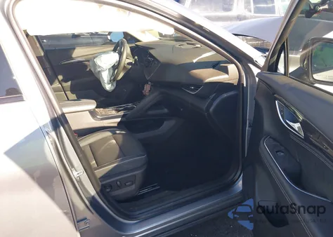 2021 Buick Envision Awd Essence z USA, uszkodzony, nr VIN LRBFZPR41MD072157